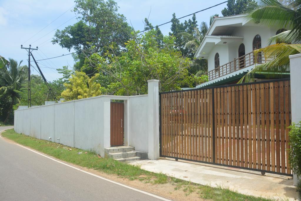 אונה ואטונה Villa Green White מראה חיצוני תמונה