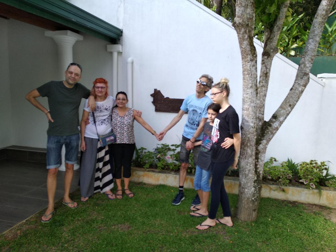 אונה ואטונה Villa Green White מראה חיצוני תמונה