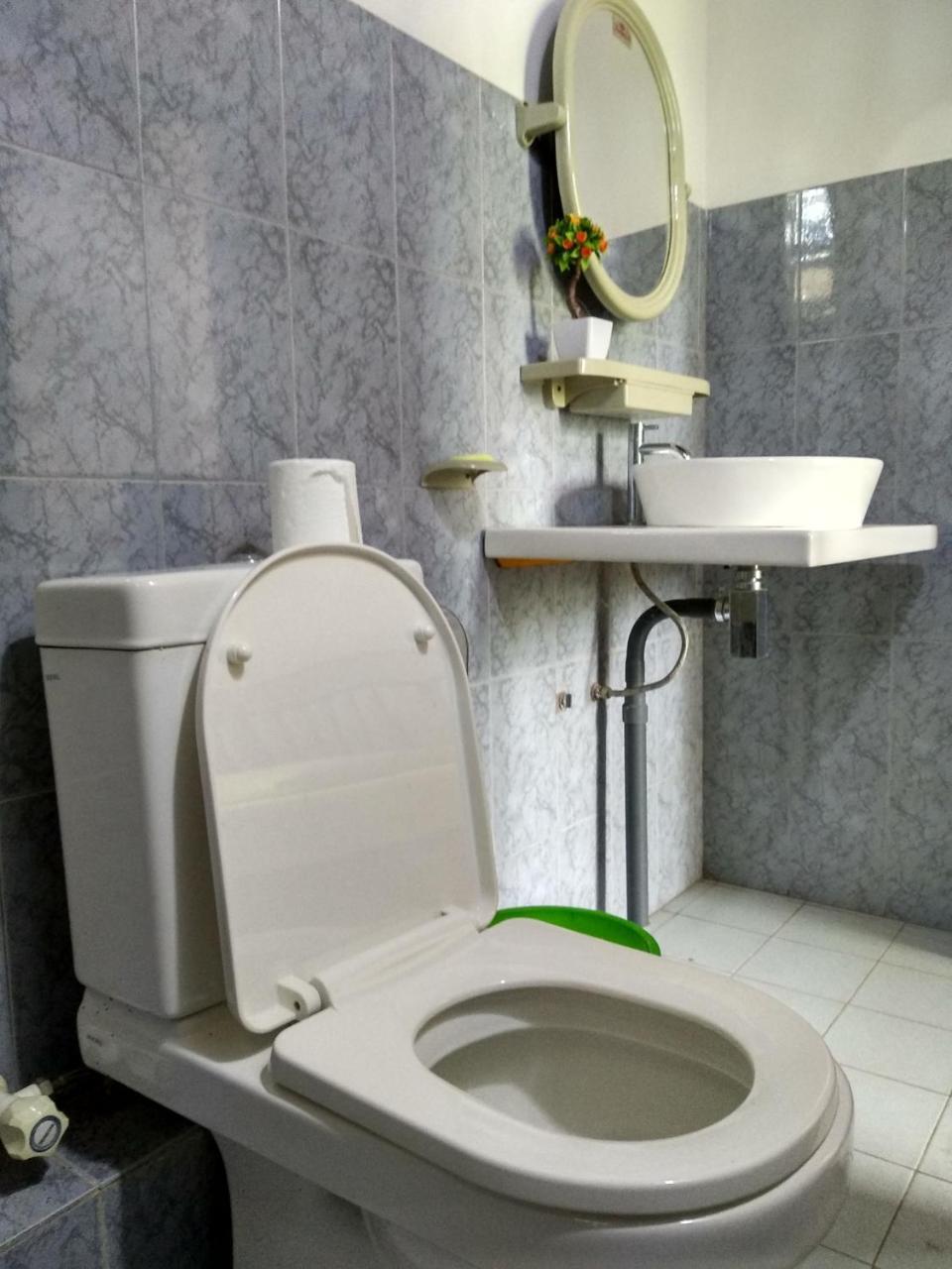 אונה ואטונה Villa Green White מראה חיצוני תמונה